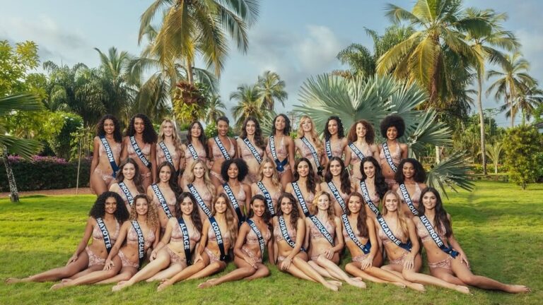 Photo officielle des 30 candidates pour Miss France 2025