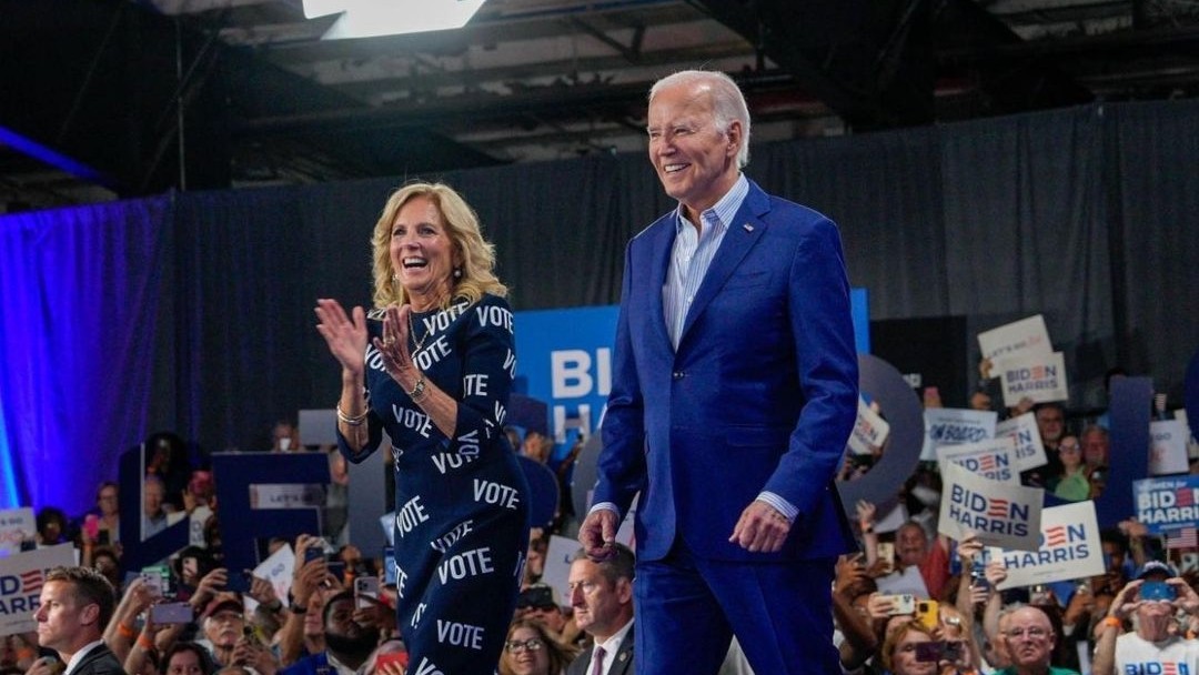 Joe Biden et sa femme Bill Biden en pleine campagne