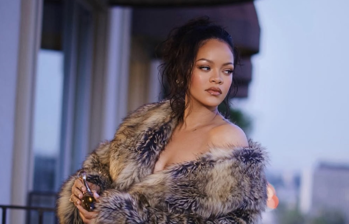 Actualité people et potins de stars 6 Rihana, le début de sa transformation